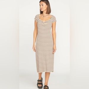 VOLCOM All Booed Up Midi Fitted Dress size medium NWOT
